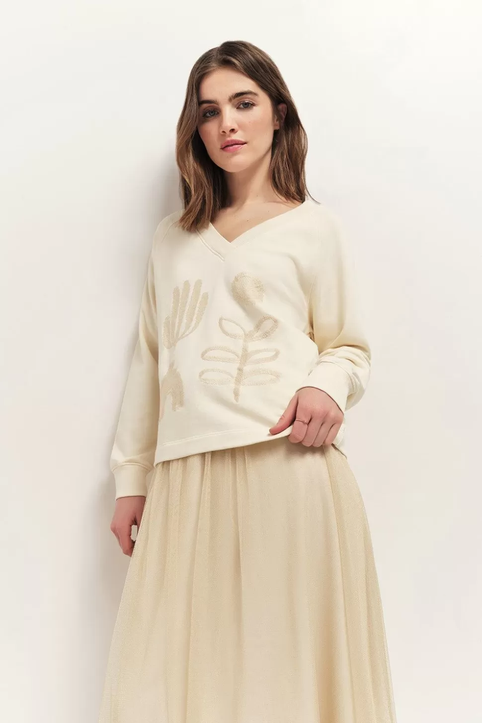 One Step Mezzo - Sweat Ivoire Broderies Visuels Arty Minimal Hot